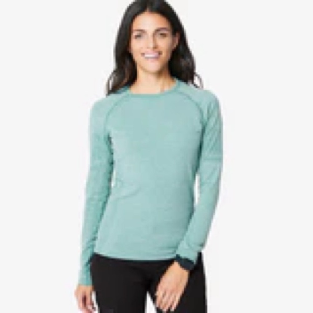 Figs Long Sleeve Tee in Seafoam Green